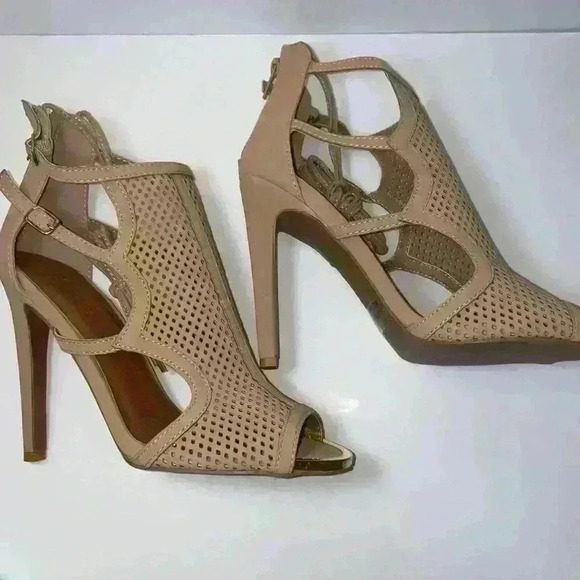 NEW Qupid Gladiator lace up nude peep toe mesh suede 4.5” heels women size 7 - Picture 5 of 15